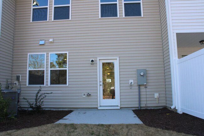 Building Photo - 3851 Well Fleet Dr