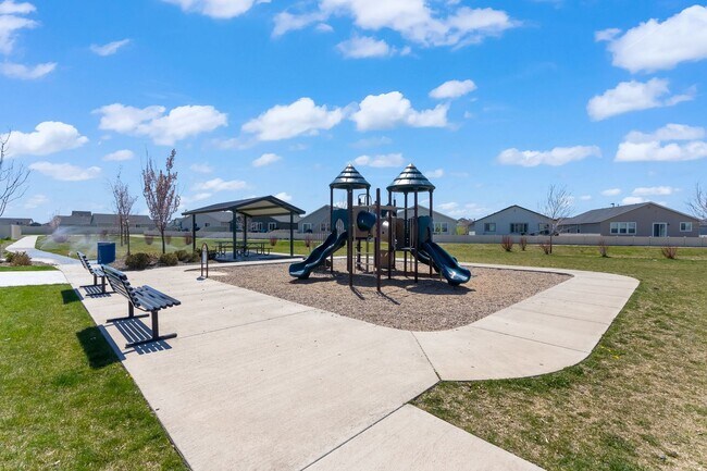 Building Photo - 3 Bedroom, 2 Bath Single Level Home in Desirable Meridian Location!