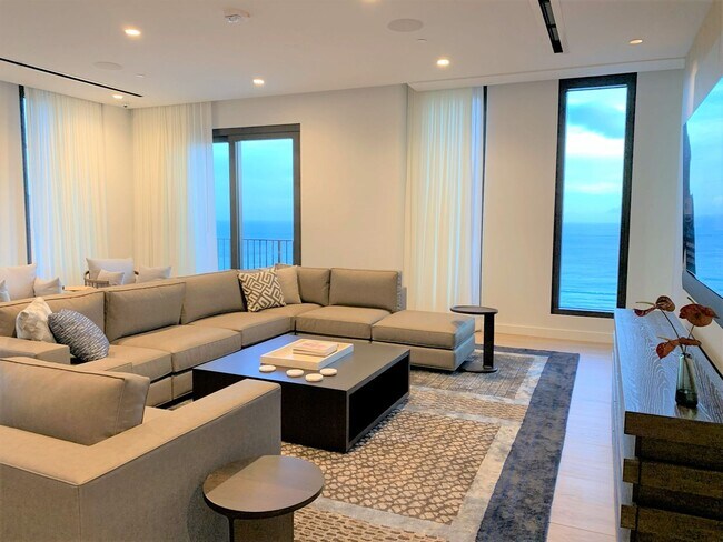 Building Photo - 'A'ali'i - Move In Fully Furnished Studio