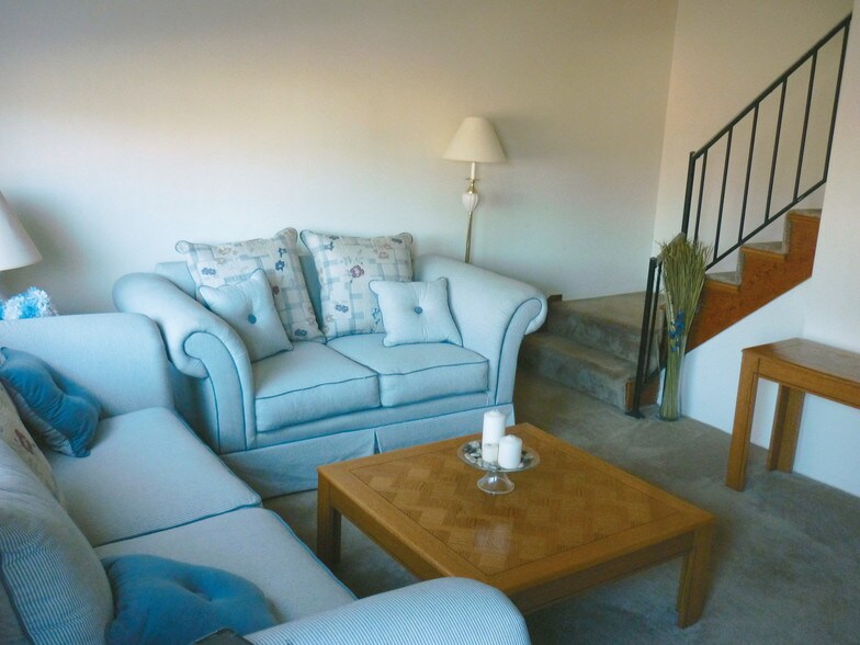 Grandview Gardens 1500 S Waterford Dr Florissant MO 63033 Apartment