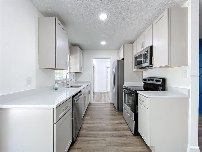 Building Photo - 1307 Jean Ct