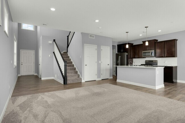 Building Photo - 6447 Inspire Cir S