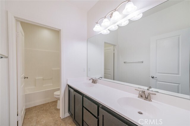 Building Photo - 2840 S Via Belamaria