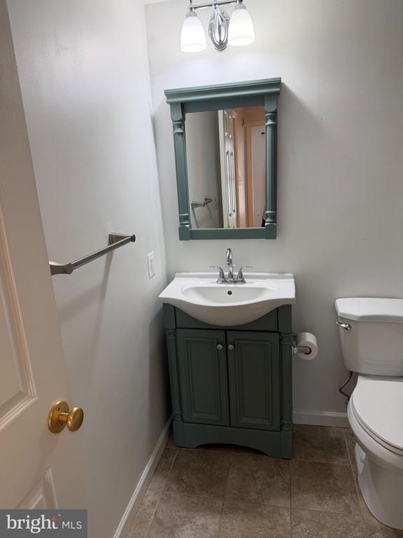 Building Photo - 7606 Fallswood Way