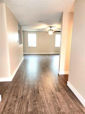 Building Photo - 1308 Scenic Hills Dr
