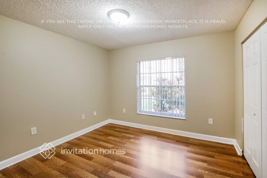 Building Photo - 10111 NW 57th Terrace