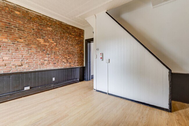 Building Photo - AVAILABLE AUGUST  2026 - Incredible, Updated 4 Bedroom Home w/ Tons of Character!