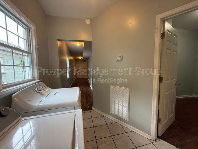 Building Photo - 4 Woodall Court