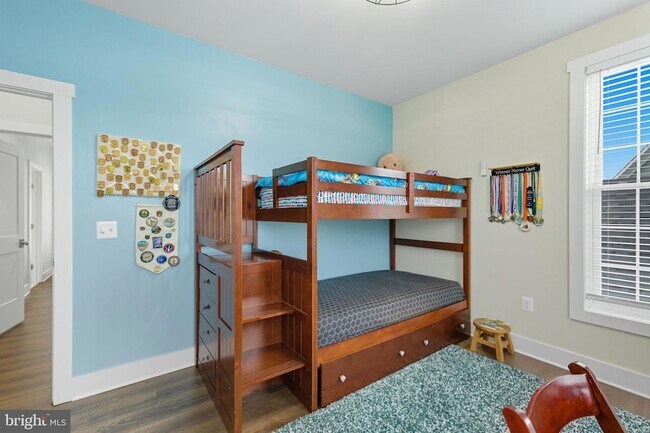 Building Photo - 8193 Major Watters Ct