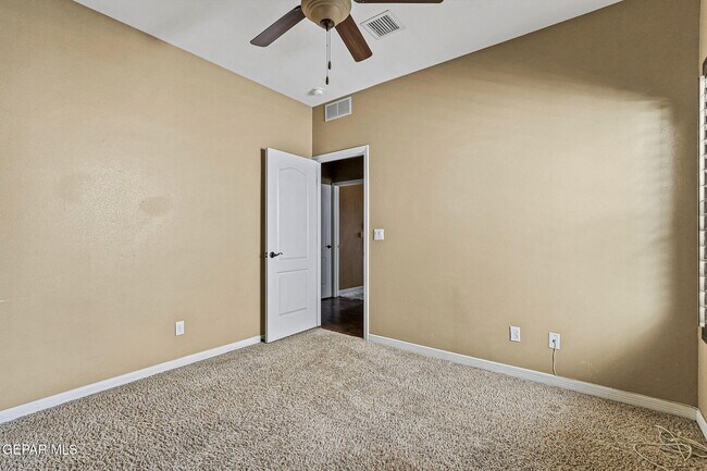 Building Photo - 3005 Cedar Creek