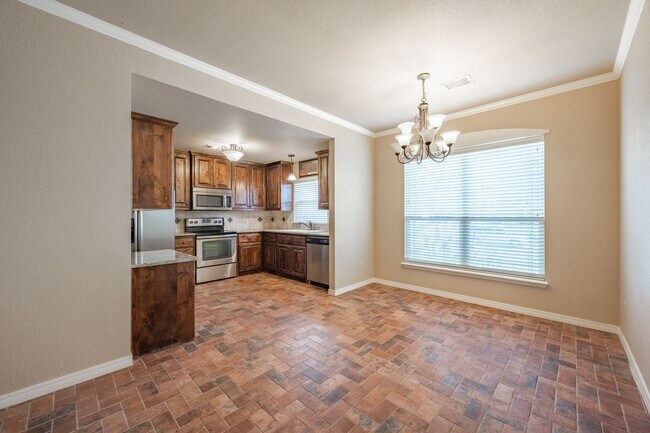 Building Photo - 3/2 in Hillside Terrace!