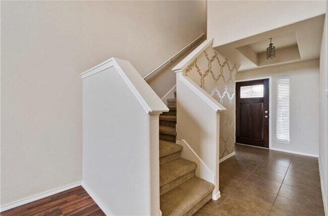 Building Photo - 9501 Sweetgum Dr