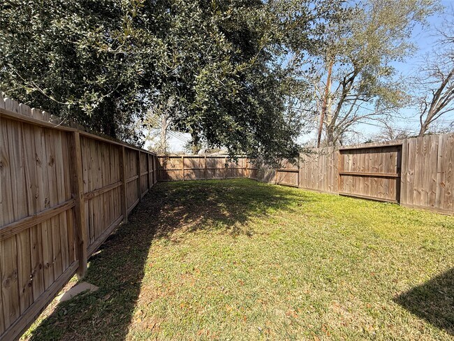 Building Photo - 964 Ringold St