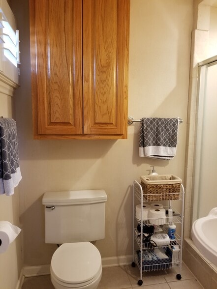 Building Photo - 10454 Lanshire Dr