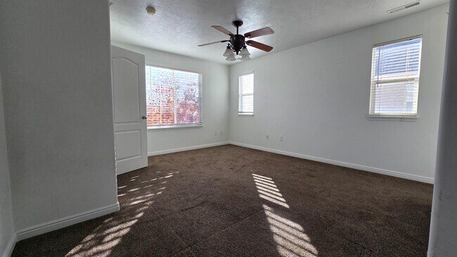 Building Photo - 6792 W Callery Ln