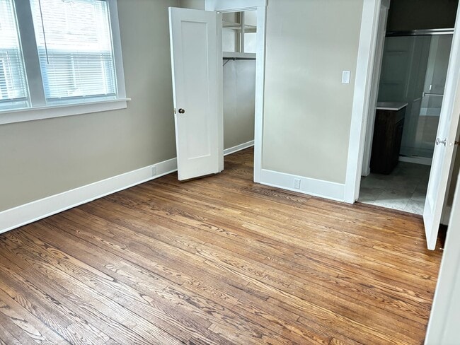 Building Photo - Newly Remodeled 4 Bedroom / 2 Bathroom House in the '07