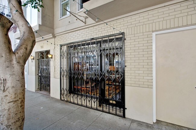 Building Photo - 355 Grove