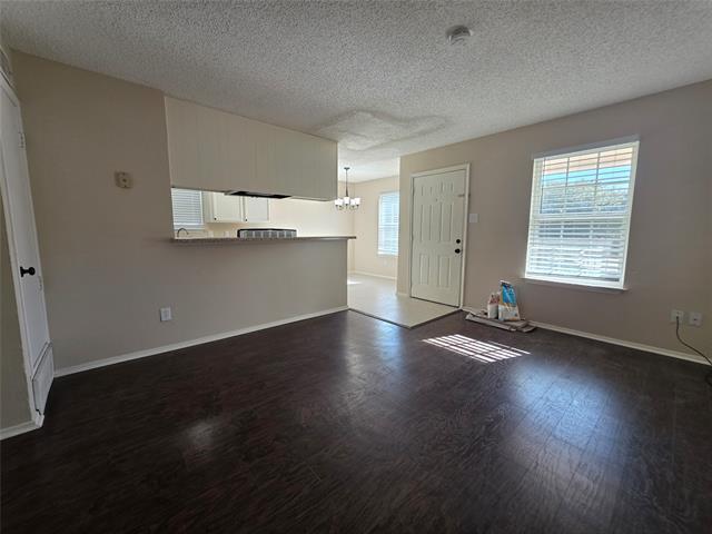 Building Photo - 620 Race St