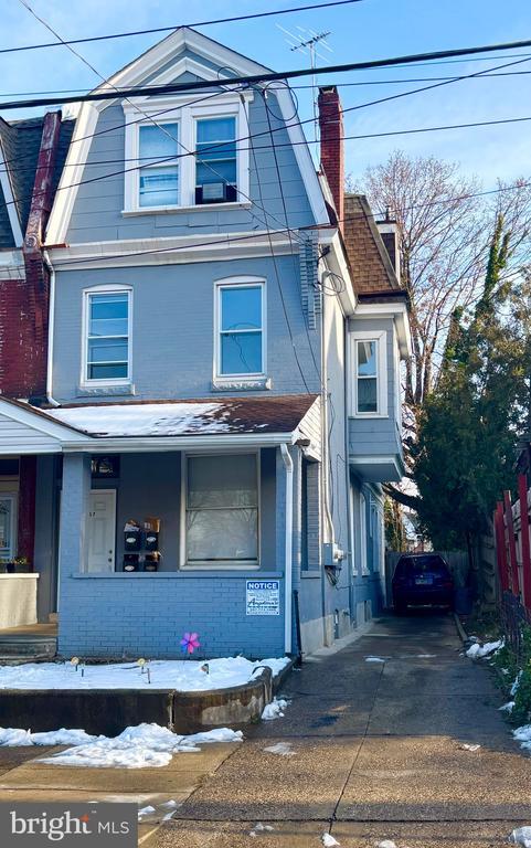 Building Photo - 5017 Penn St