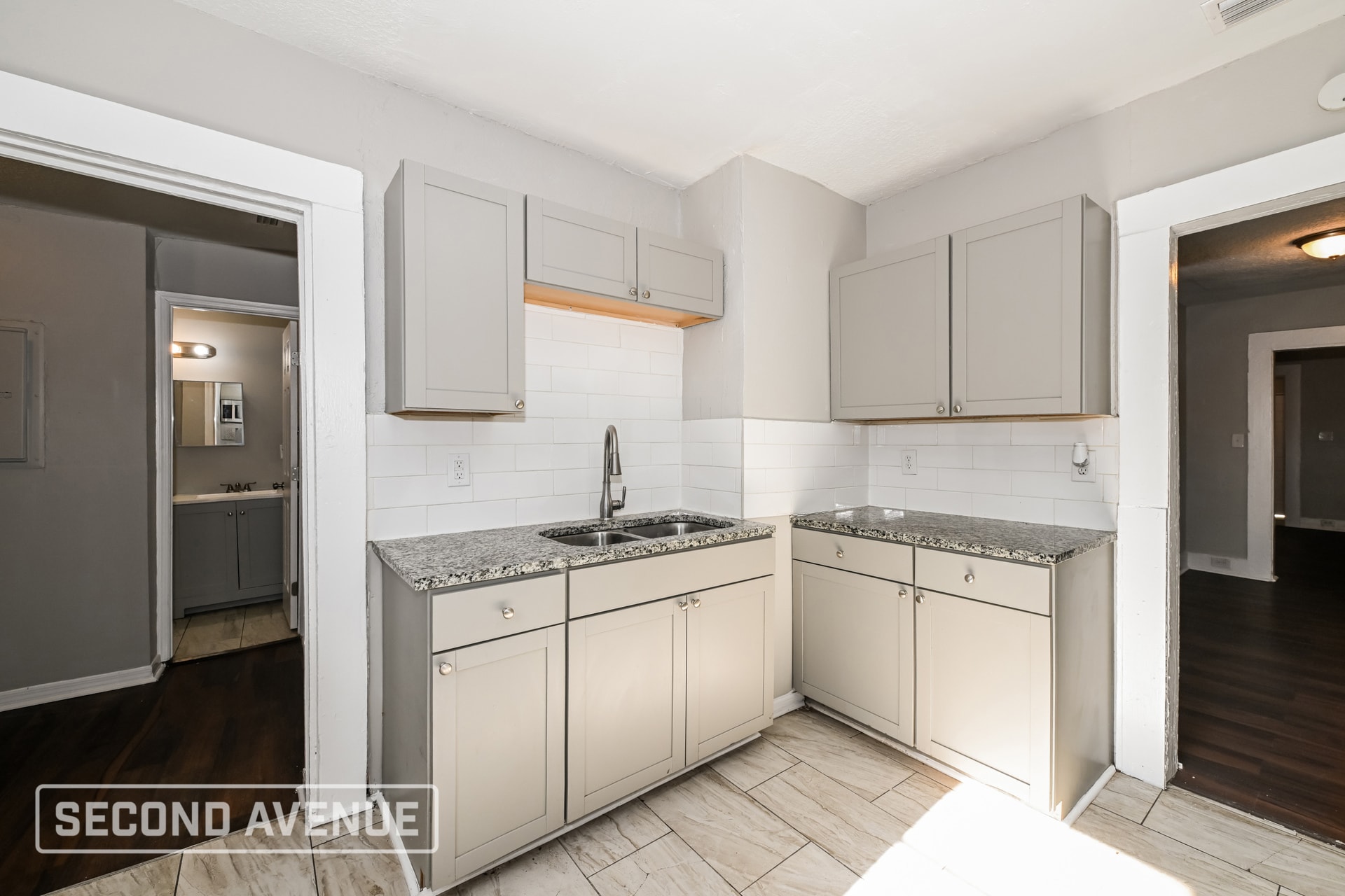 Building Photo - 1548 W 23rd St