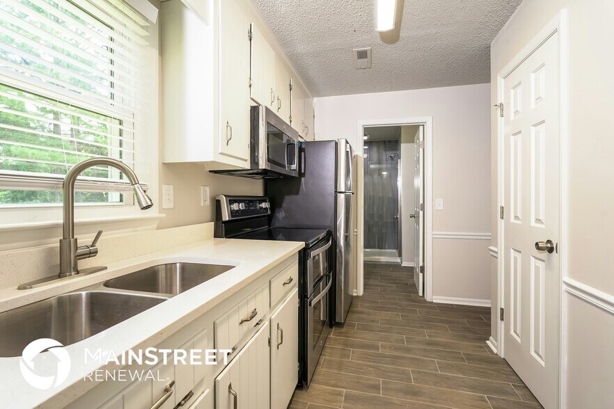 Building Photo - 5379 Buxbury Ct