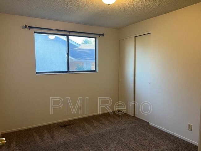 Building Photo - 3358 Candelaria Dr
