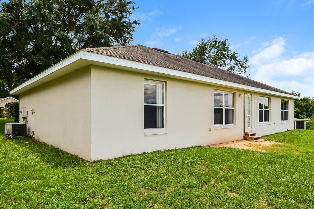 Building Photo - 645 Winding Lake Dr