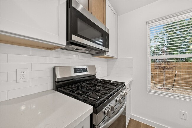 Building Photo - 2714 Discovery Trails Ct