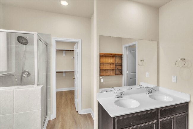 Building Photo - 4819 Eagles Glen Dr