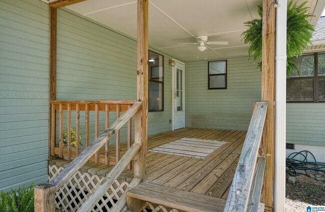 Building Photo - 1911 Glen Davis Ln