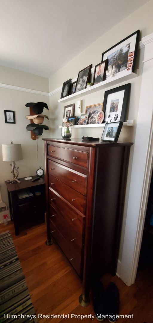 Building Photo - 3918-39245 Iowa St