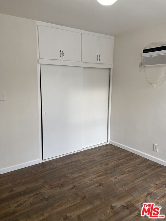 Building Photo - 10438 Santa Monica Blvd