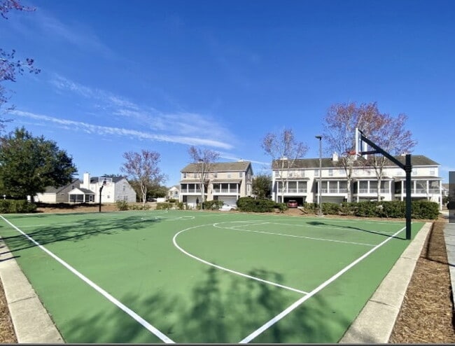 Building Photo - Mill Creek Townhome for Rent!