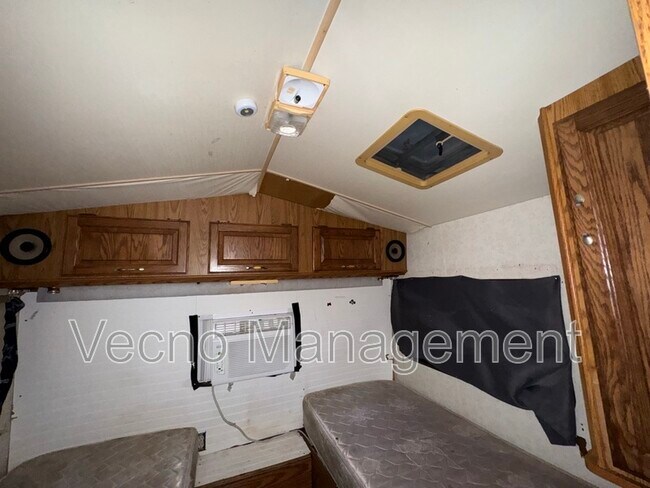 Building Photo - 9831 TX-106 Loop