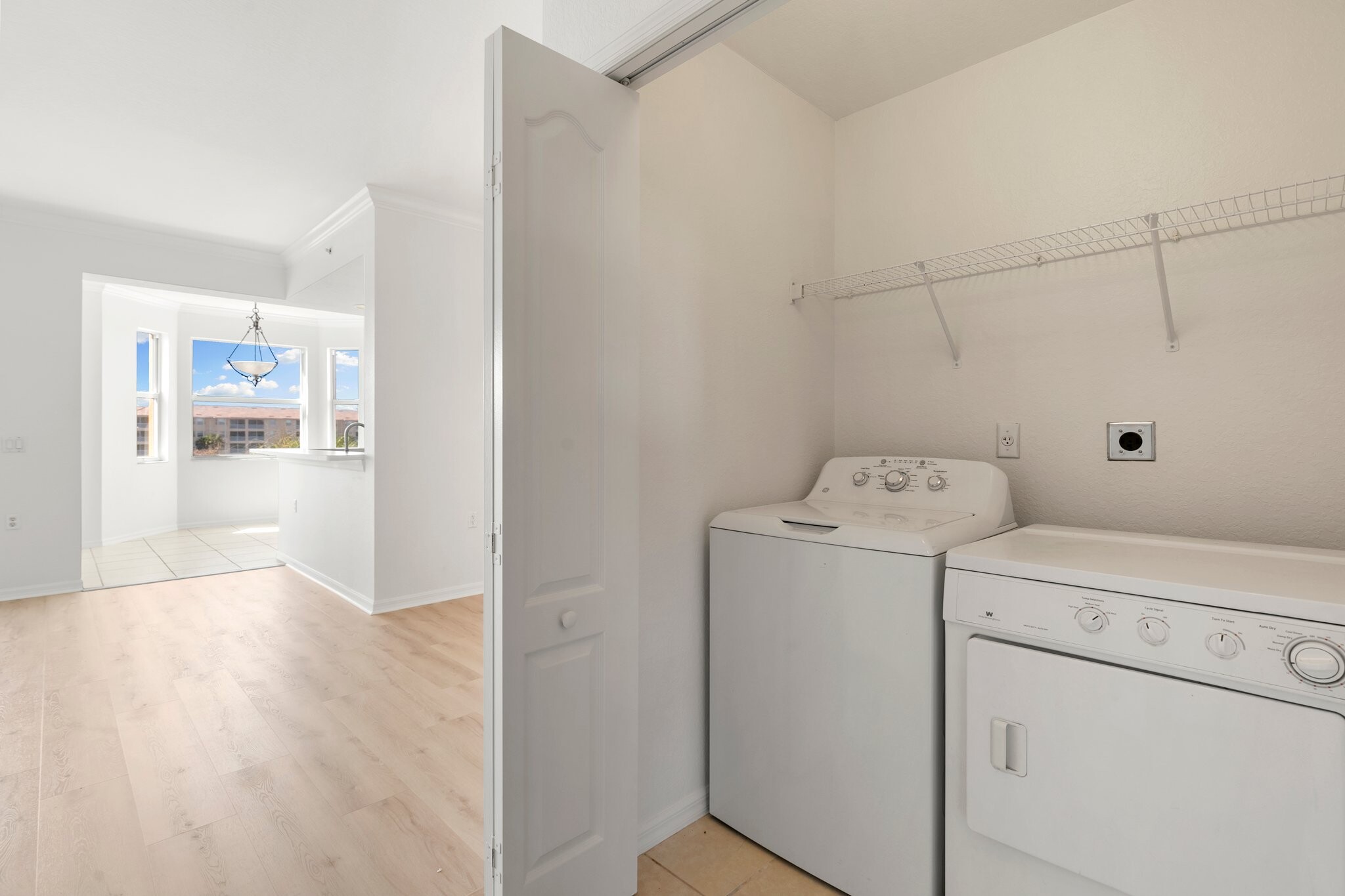 In unit Laundry - 8570 Kingbird Loop