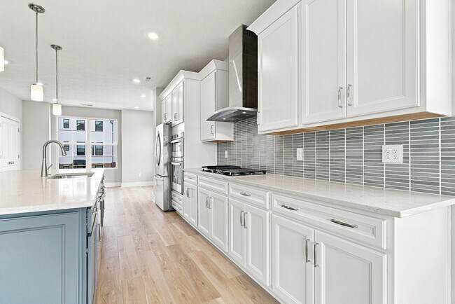 Building Photo - 6411 Coverage Ct
