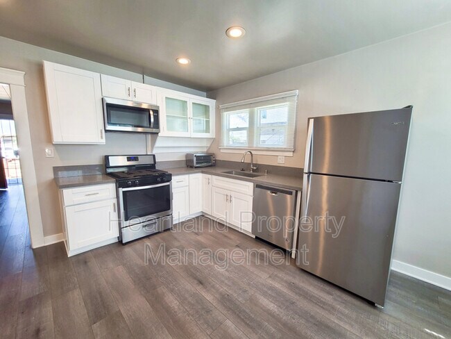 Building Photo - 3878 36th St