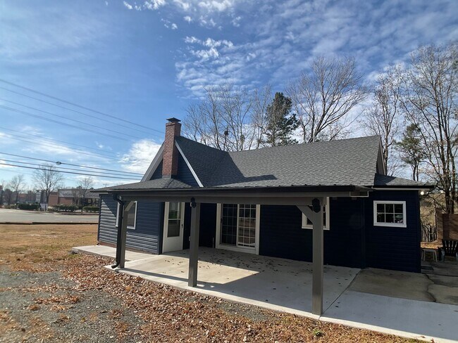 Building Photo - 5121 Wake Forest Hwy
