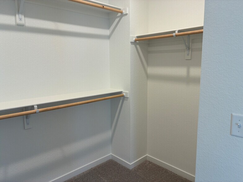 Building Photo - 2795 Eddystone Wy