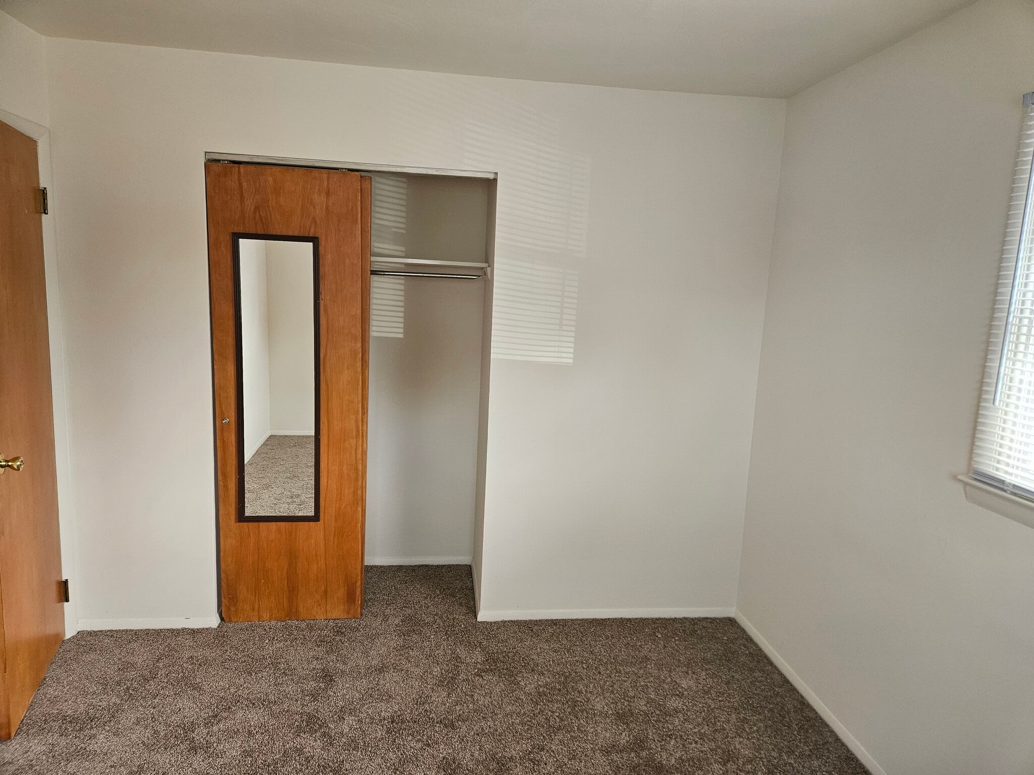 Building Photo - 158 Hillcrest Ave