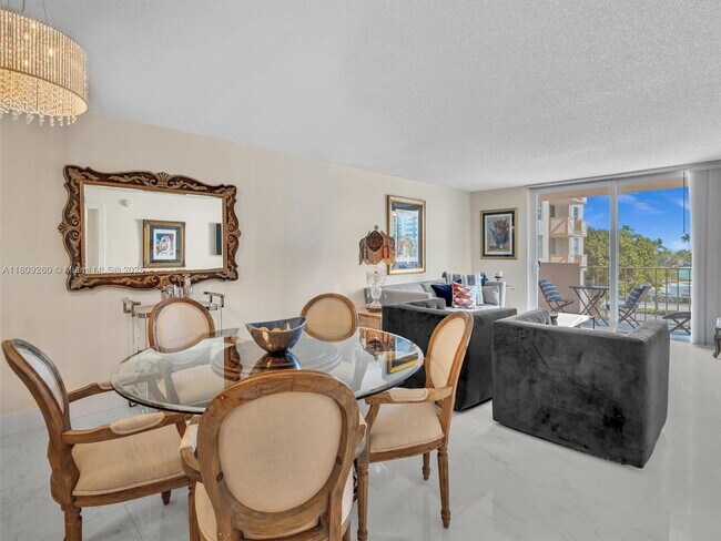 Building Photo - 1865 S Ocean Dr