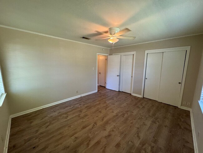 Building Photo - Gorgeous 3 Bedroom in Anderson Island