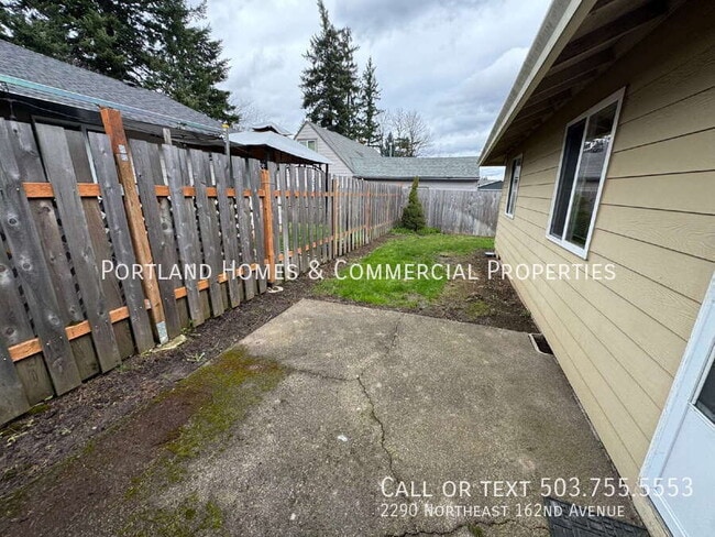 Building Photo - 2290 NE 162nd Ave