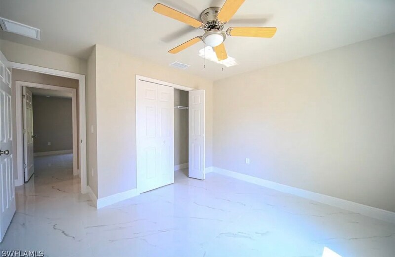 Building Photo - 721 Knox Ave S