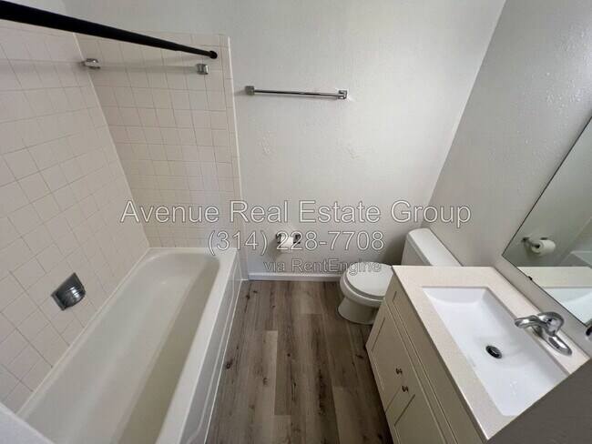 Building Photo - 1131 Whitegate Ct