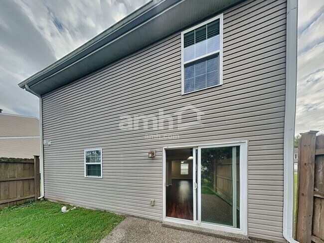 Building Photo - 1028 Daniel Ln