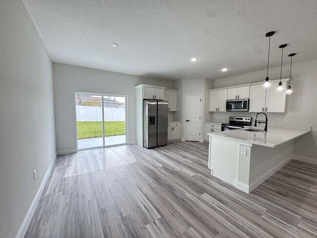 Building Photo - 3832 SW 157th Place Rd