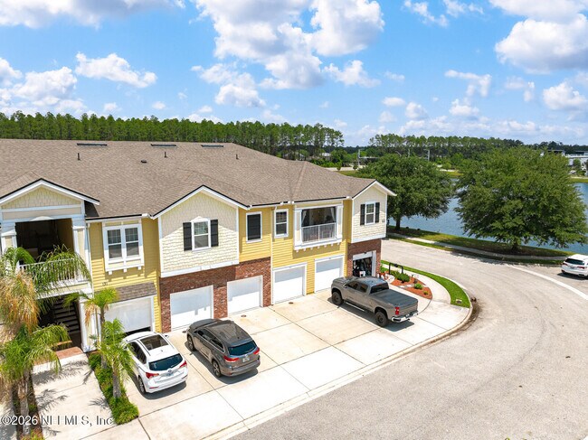 Building Photo - 131 Burnett Ct