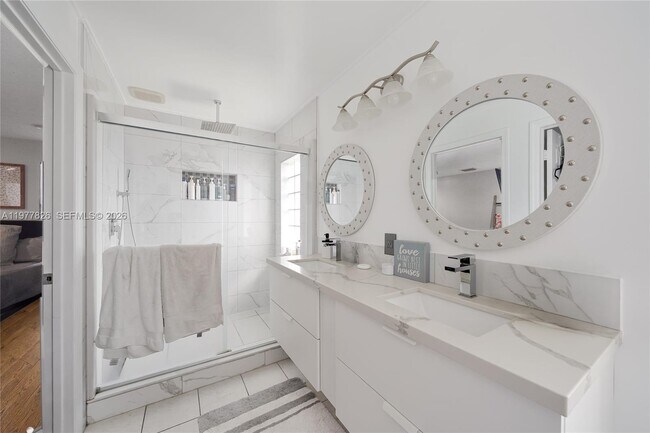 Building Photo - 1410 SW 106th Terrace