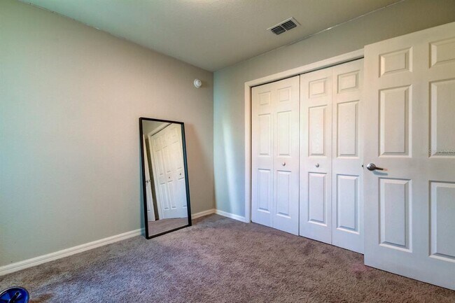 Building Photo - 6738 Hanworth Ln